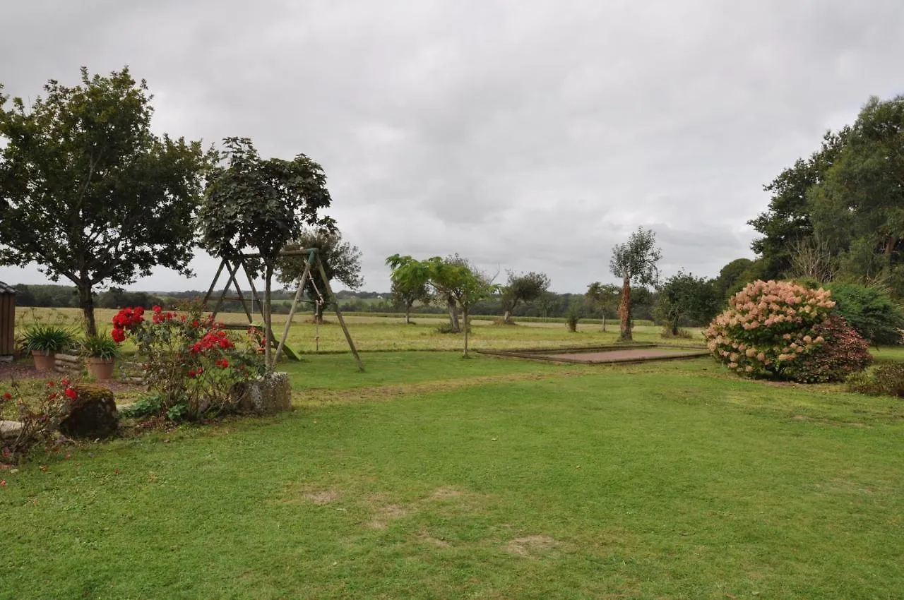 La Demeure De Merlin L'Enchanteur Loscouet-sur-Meu Holiday home