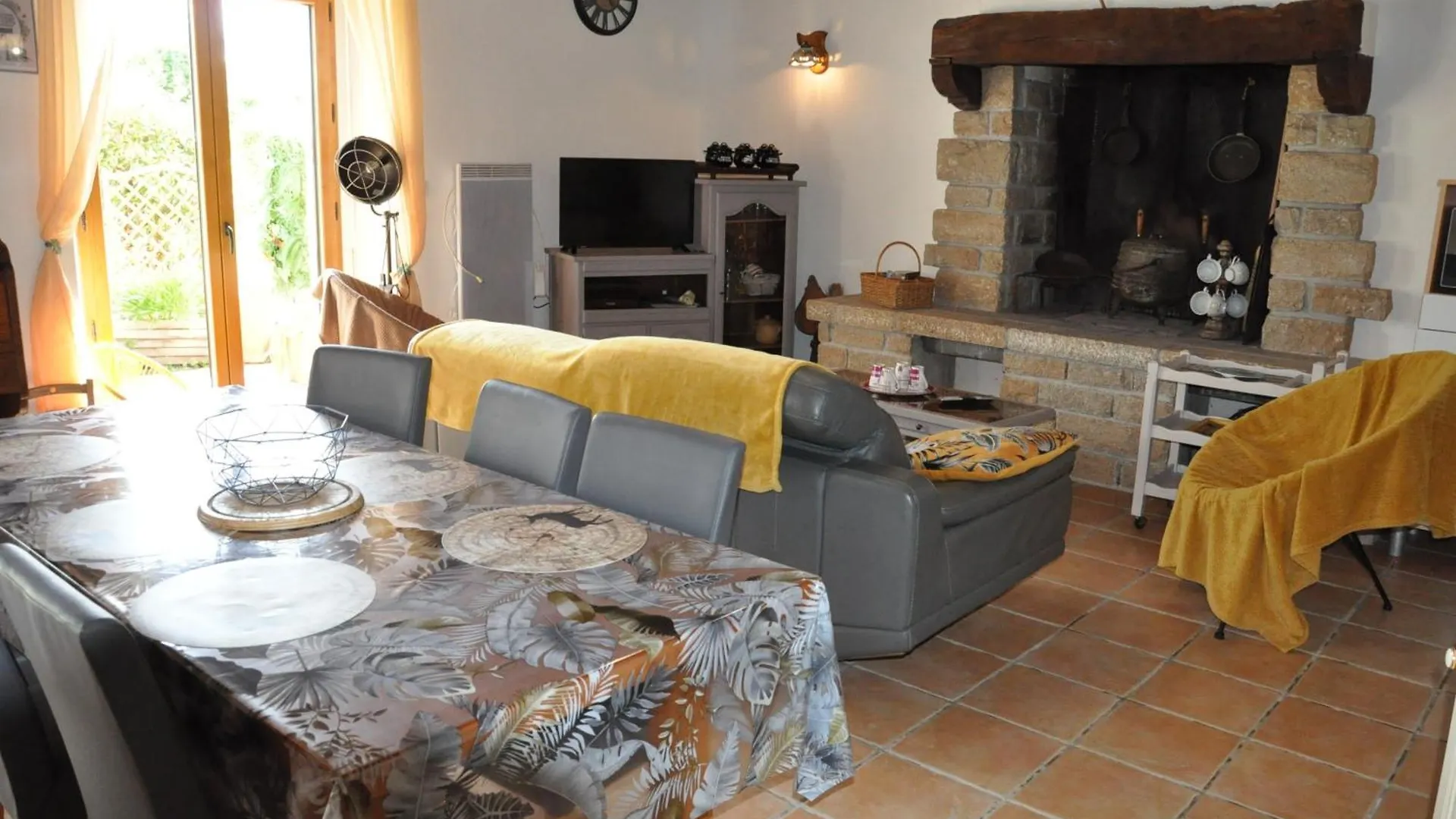 La Demeure De Merlin L'Enchanteur Loscouet-sur-Meu Holiday home